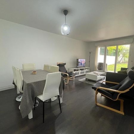 Apartamento Noisy-Le-Grand Centre : Proche Disneyland Et Paris Exterior foto
