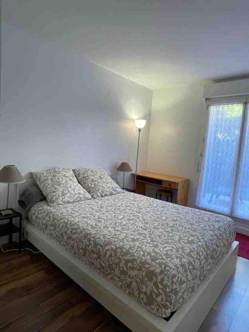 Apartamento Noisy-Le-Grand Centre : Proche Disneyland Et Paris Exterior foto
