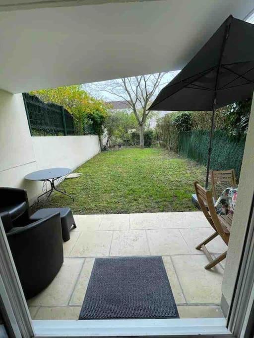 Apartamento Noisy-Le-Grand Centre : Proche Disneyland Et Paris Exterior foto